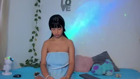 Anahi Rivera online show from December 18, 2025, 11:49 am