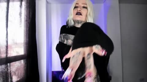  Callme Mistress Ani  online show from October 16, 2025, 7:48 pm