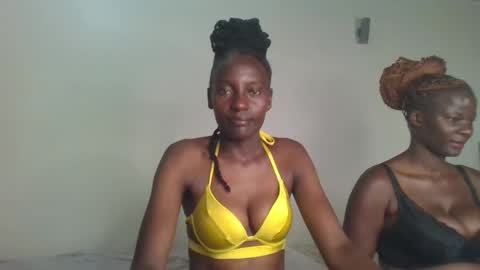 Snapshot of analeia_ chatting on January 6, 2025, 9:00 pm Analeia online show from January 6, 2025, 9:00 pm