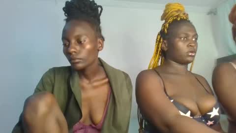 Snapshot of analeia_ chatting on January 31, 2025, 7:08 pm Analeia online show from January 31, 2025, 7:08 pm