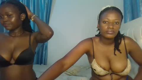 Snapshot of analeia_ chatting on February 8, 2025, 1:54 am Analeia online show from February 8, 2025, 1:54 am