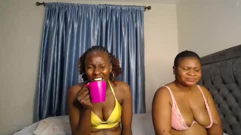 Snapshot of analeia_ chatting on September 25, 2025, 1:42 am Analeia online show from September 25, 2025, 1:42 am