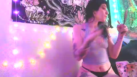 AnaLove online show from March 28, 2026, 7:46 pm