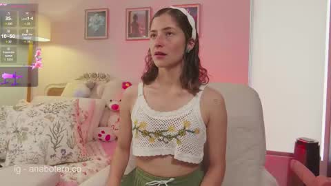 Ana Mara Botero online show from September 24, 2025, 7:39 pm