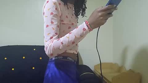 Snapshot of ananablossom chatting on July 10, 2026, 7:12 am Ananablossom online show from July 10, 2026, 7:12 am