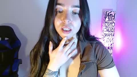 ana 3 online show from November 25, 2025, 1:27 am