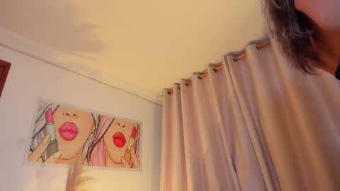 Ana online show from October 31, 2025, 8:10 pm