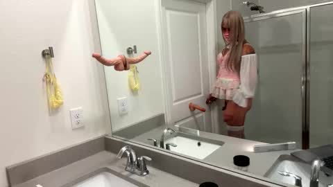 Anastasia online show from April 14, 2026, 4:13 pm