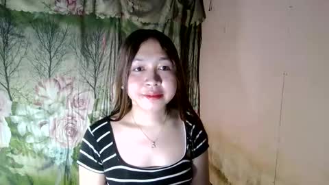 anatanolovexx online show from April 15, 2026, 3:24 am