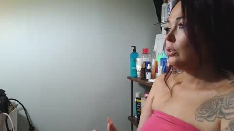 Ana Winters online show from October 7, 2025, 1:41 pm