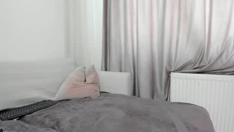 Snapshot of anayscaandy chatting on February 25, 2025, 10:04 am Andreea online show from February 25, 2025, 10:04 am