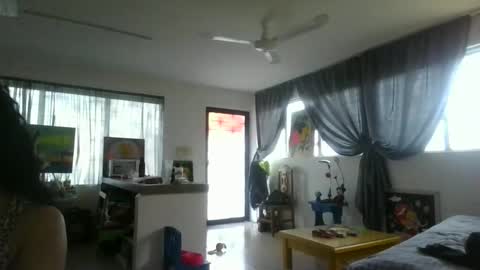 Anda Vargas online show from February 8, 2025, 10:51 pm