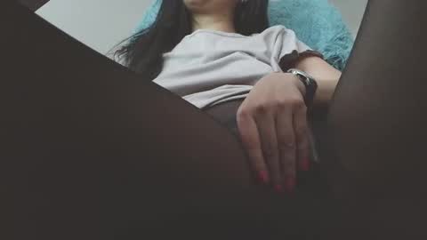   online show from September 30, 2025, 11:37 am