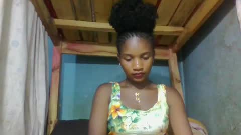 Snapshot of andiscah21 chatting on November 30, 2025, 6:45 pm Rasoa Edime Anissia online show from November 30, 2025, 6:45 pm