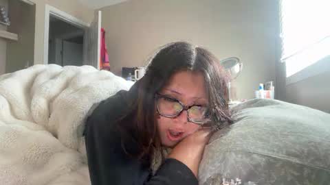 Snapshot of anditspinkxo chatting on May 26, 2026, 9:33 pm anditspinkxo online show from May 26, 2026, 9:33 pm
