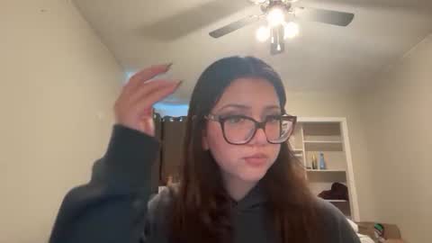 Snapshot of anditspinkxo chatting on June 8, 2026, 7:58 pm anditspinkxo online show from June 8, 2026, 7:58 pm