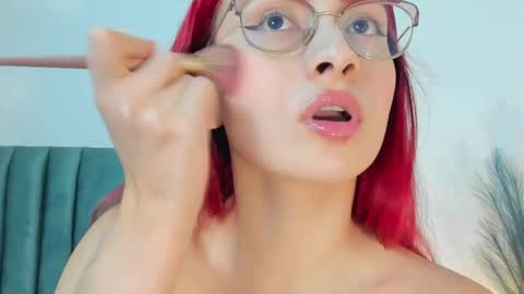 Snapshot of andracyruss chatting on March 3, 2025, 11:33 am Andra Cyrus online show from March 3, 2025, 11:33 am