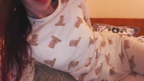 Snapshot of andrasweetie chatting on March 1, 2026, 8:16 am Andra online show from March 1, 2026, 8:16 am