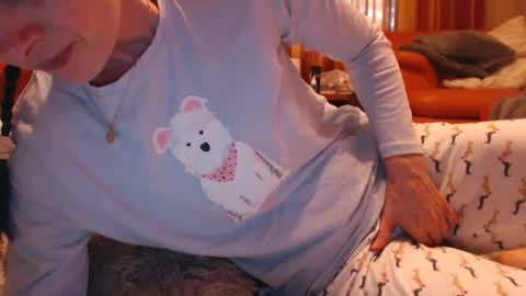 Andra online show from June 27, 2026, 12:44 pm