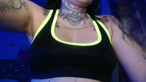 Snapshot of andre10_ chatting on November 18, 2025, 6:29 am MARIA online show from November 18, 2025, 6:29 am