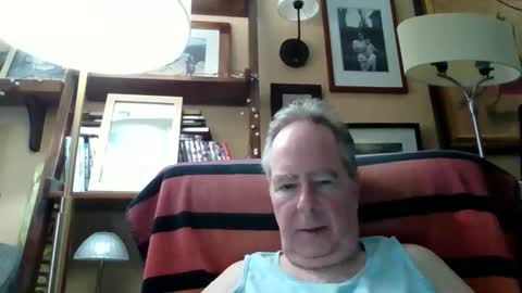 andre6045 online show from April 6, 2026, 8:43 pm