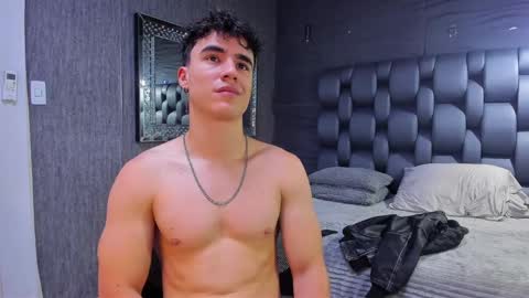 Snapshot of andre_parker chatting on January 2, 2025, 11:49 pm Andre Parker online show from January 2, 2025, 11:49 pm