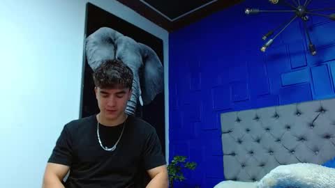 Snapshot of andre_parker chatting on February 20, 2025, 10:26 pm Andre Parker online show from February 20, 2025, 10:26 pm