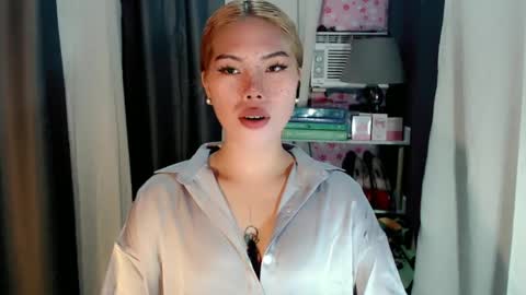 Snapshot of andrea06121998 chatting on June 19, 2026, 4:22 pm andrea06121998 online show from June 19, 2026, 4:22 pm