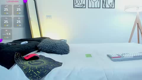 Andrea Cherry online show from February 25, 2026, 11:53 am