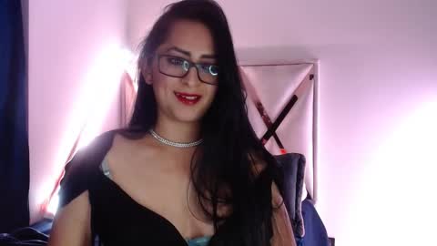 Snapshot of andrea_sexx_ chatting on December 18, 2024, 12:21 am Andrea online show from December 18, 2024, 12:21 am
