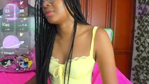 Naomi Andrea Daviss online show from March 5, 2026, 2:02 pm