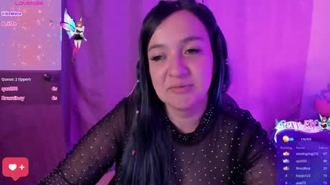 Snapshot of andreacohenz chatting on March 9, 2025, 7:01 am andrea online show from March 9, 2025, 7:01 am