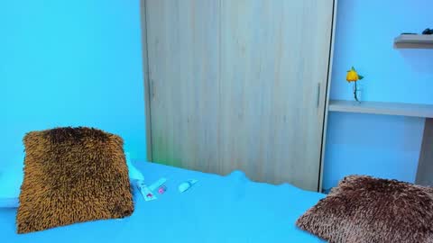 Snapshot of andreamodel chatting on February 19, 2025, 4:00 pm andrea online show from February 19, 2025, 4:00 pm