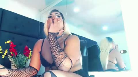 Andrea online show from March 7, 2025, 11:18 am