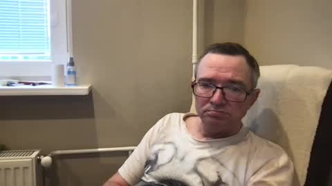 Snapshot of andreass60 chatting on February 17, 2025, 7:26 am andreass60 online show from February 17, 2025, 7:26 am