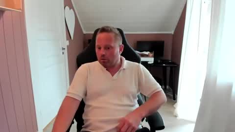 andreast46 online show from July 25, 2026, 6:05 pm