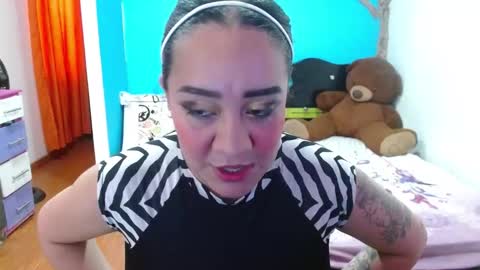 Snapshot of andrebigboobs chatting on February 4, 2026, 10:04 pm Andre online show from February 4, 2026, 10:04 pm