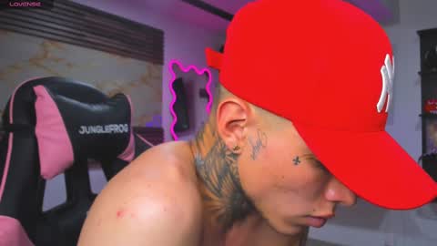 andrees_s online show from September 23, 2025, 12:24 am