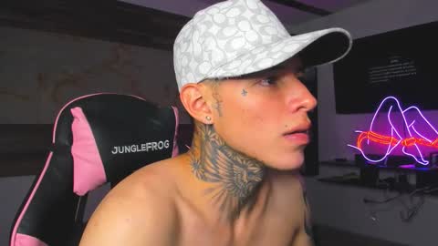 andrees_s online show from October 4, 2025, 3:59 am