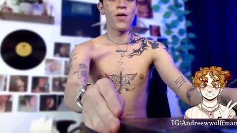 Snapshot of andreewwolffman chatting on January 14, 2025, 1:04 am Andrew online show from January 14, 2025, 1:04 am