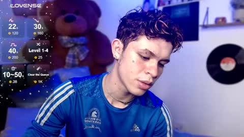 Snapshot of andreewwolffman chatting on February 7, 2025, 12:31 am Andrew online show from February 7, 2025, 12:31 am