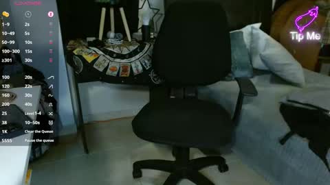 Snapshot of andreewwolffman chatting on February 23, 2026, 4:15 pm Andrew online show from February 23, 2026, 4:15 pm