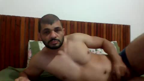 andreloko123 online show from April 13, 2026, 3:23 am