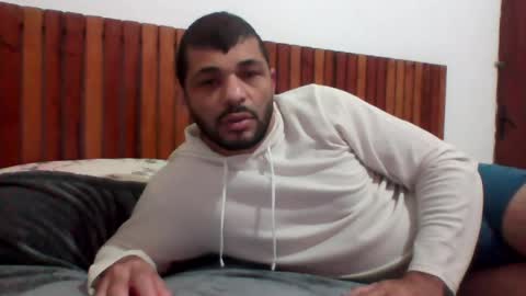 andreloko123 online show from June 15, 2026, 2:25 am