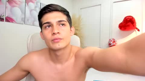 andres online show from February 20, 2025, 5:44 am