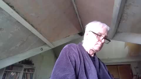 Andrew online show from April 28, 2026, 10:20 am