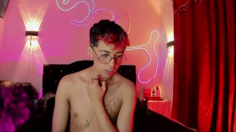 Snapshot of andrew_carter1 chatting on May 20, 2026, 2:07 am Andrew online show from May 20, 2026, 2:07 am