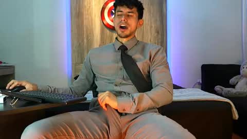 Andrew online show from October 21, 2025, 1:50 am