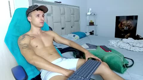 Andrew online show from April 4, 2026, 3:49 am