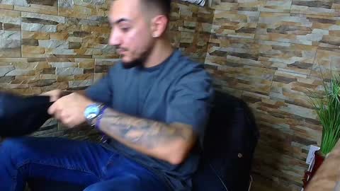 Snapshot of andrewbanner chatting on December 15, 2024, 4:40 am MasterRomania online show from December 15, 2024, 4:40 am